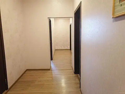 Satılır obyekt 550 m²