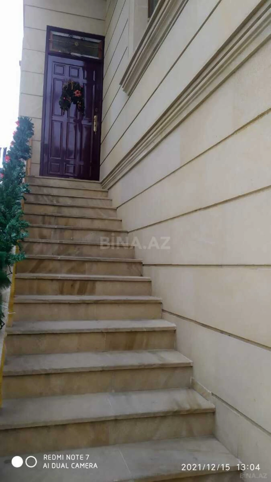 Satılır obyekt 550 m²