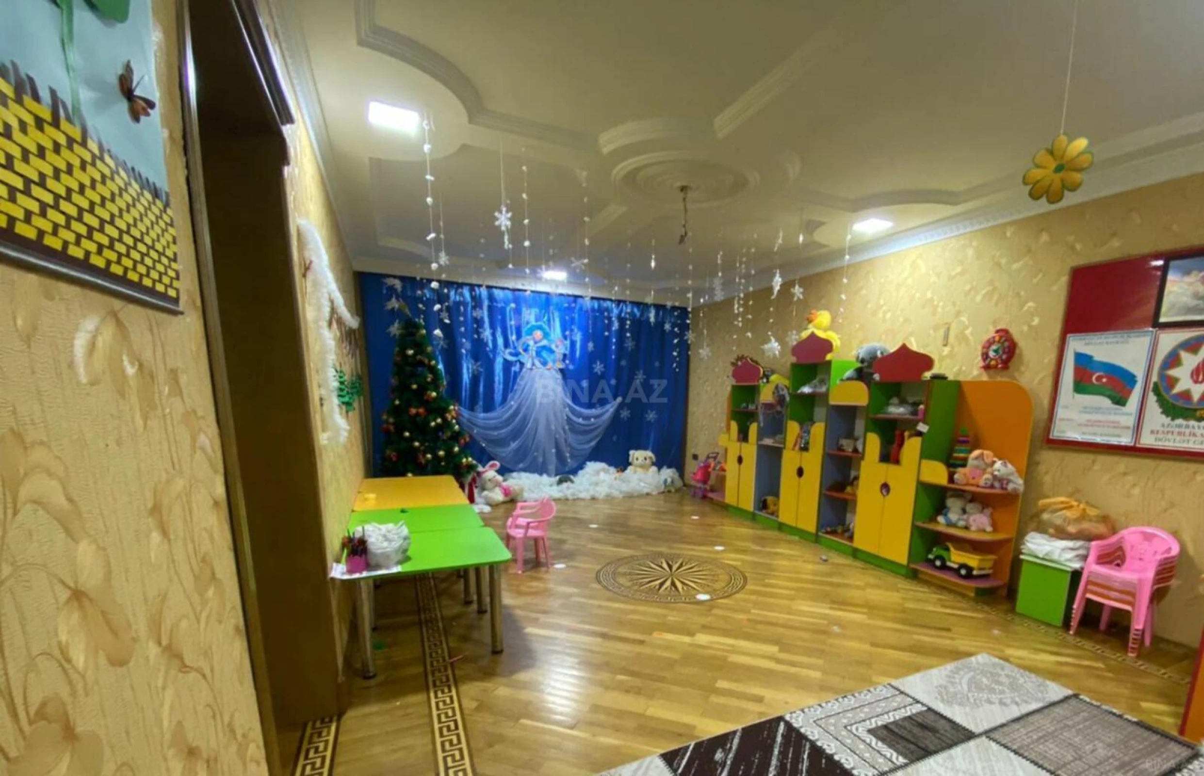 Satılır obyekt 550 m²