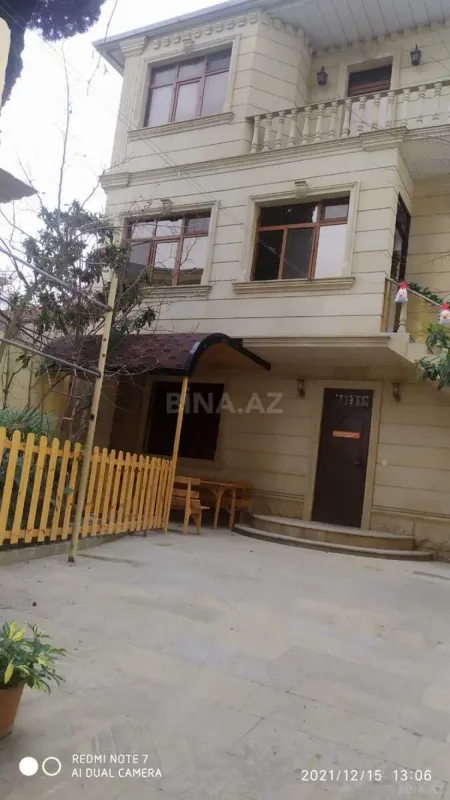 Satılır obyekt 550 m²