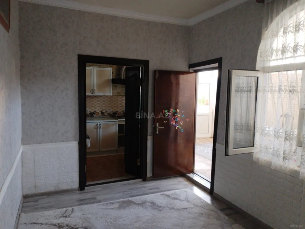 Satılır 4 otaqlı həyət evi 120 m²