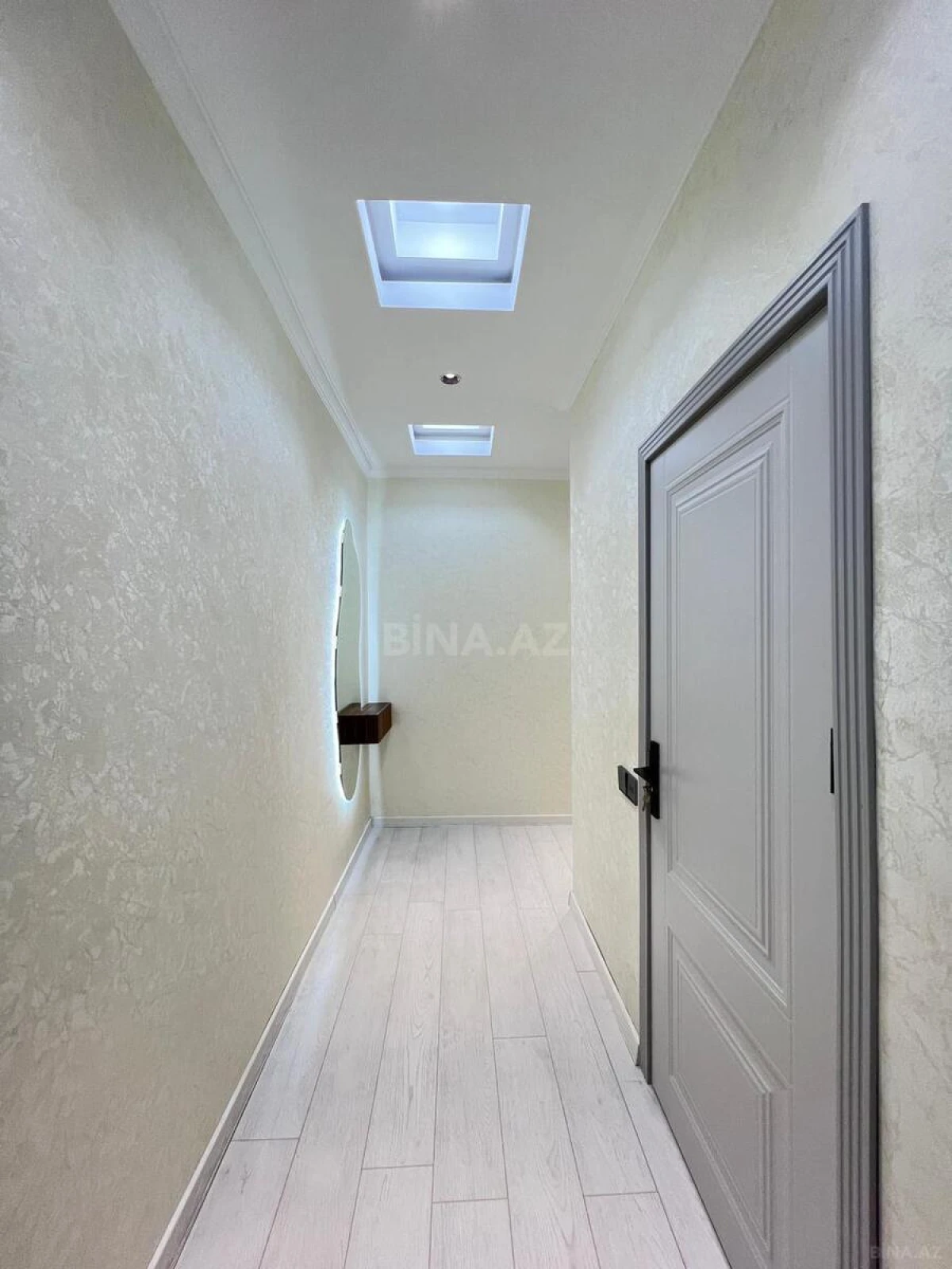Satılır 2 otaqlı mənzil 55 m²