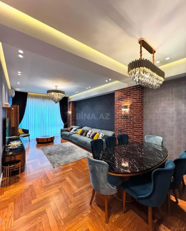 Kirayə verilir 2 otaqlı mənzil 105 m²