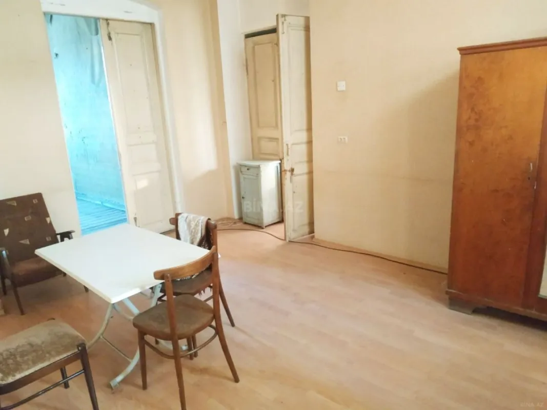 Satılır 2 otaqlı mənzil 60 m²