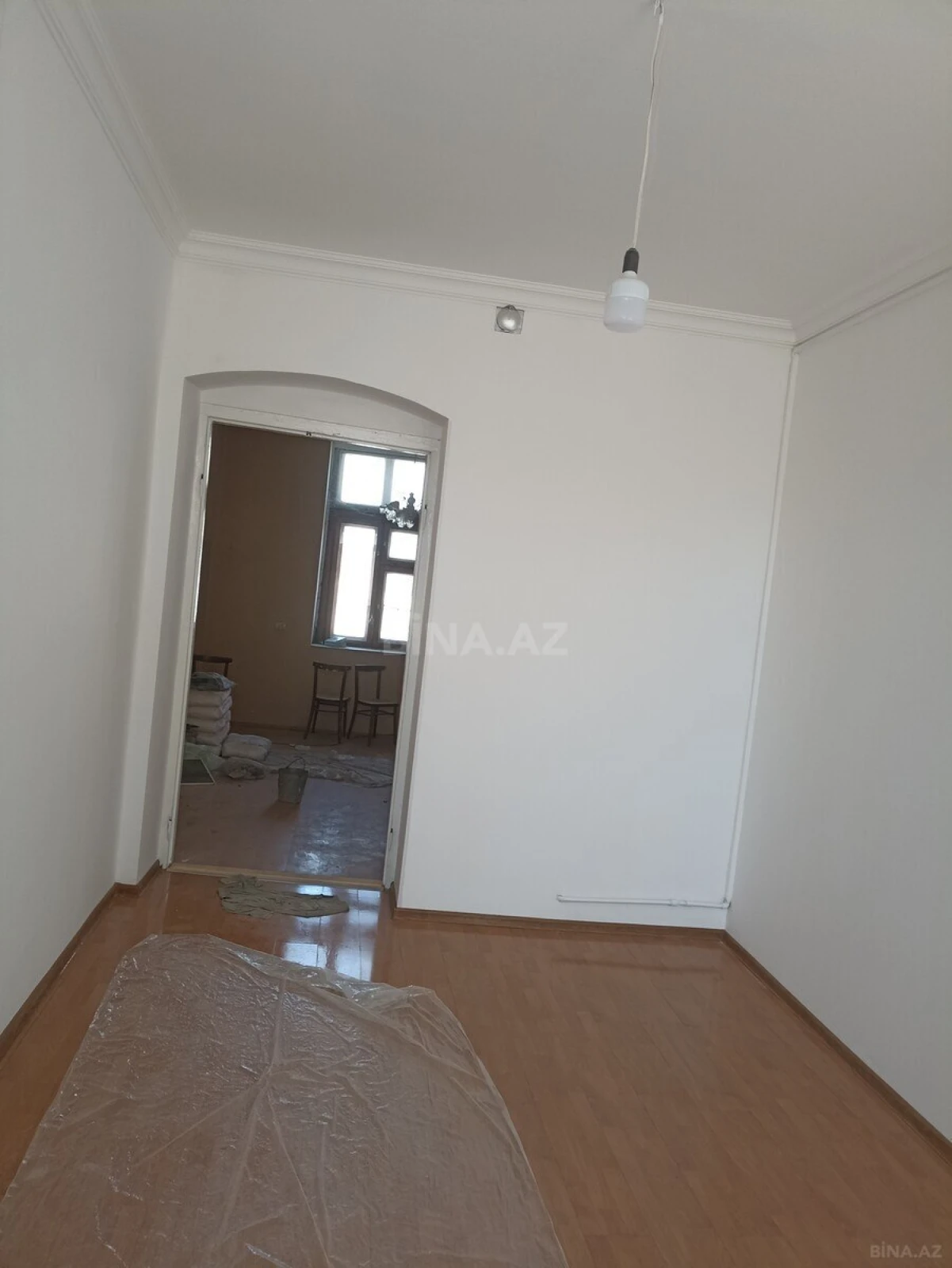 Satılır 2 otaqlı mənzil 60 m²