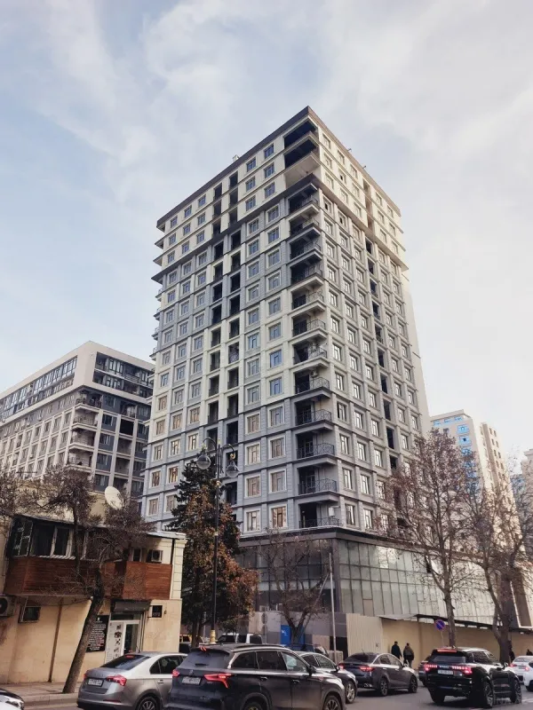 Satılır 2 otaqlı mənzil 80 m²