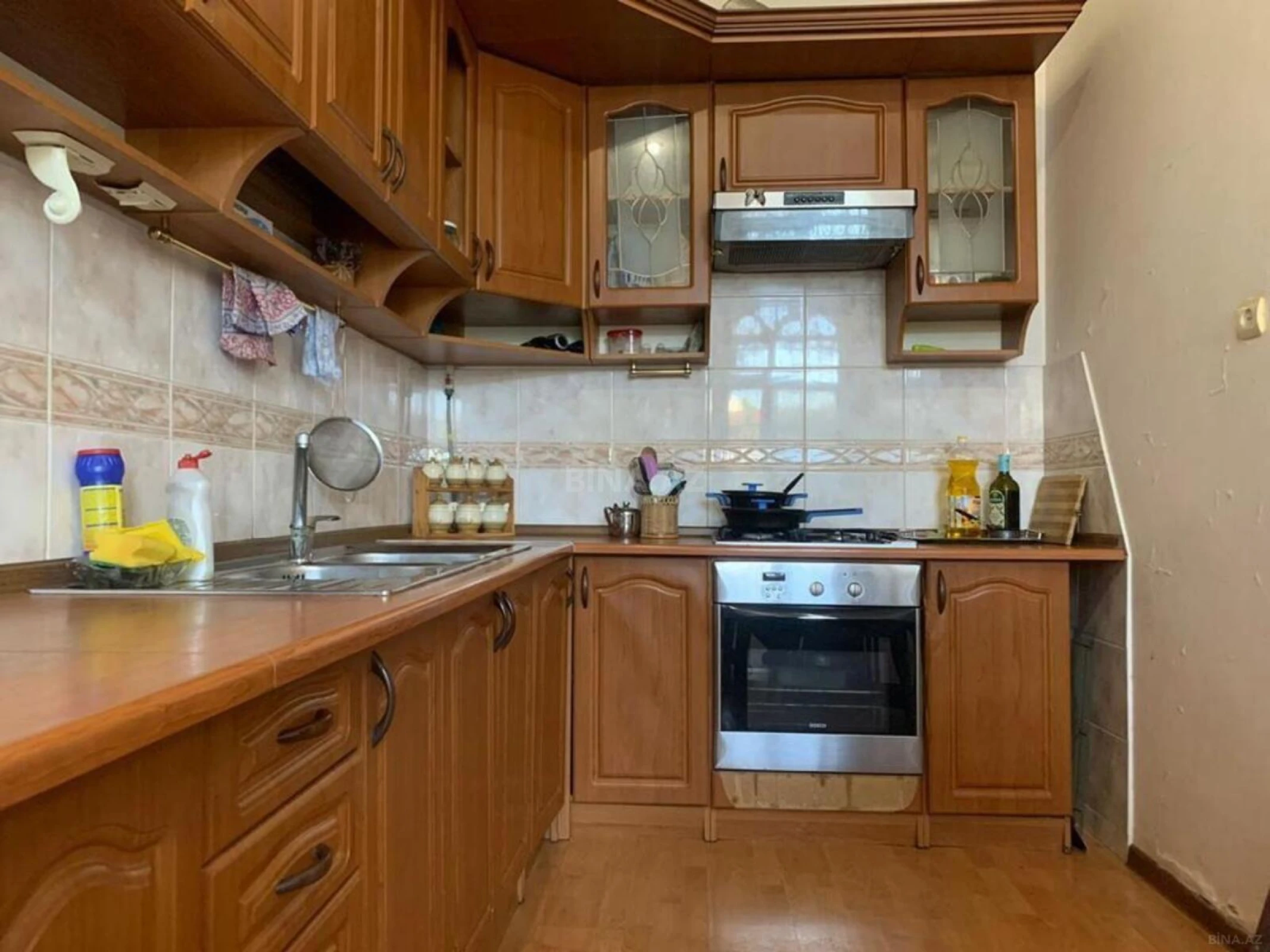 Satılır 8 otaqlı həyət evi 285.8 m²