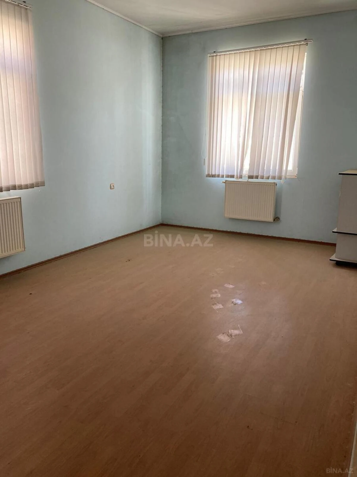Satılır 8 otaqlı həyət evi 285.8 m²