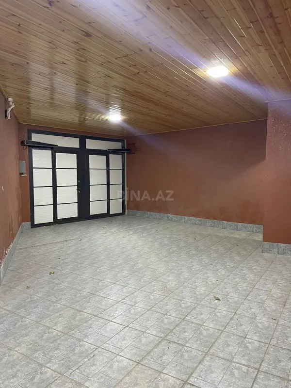 Satılır 6 otaqlı həyət evi 350 m²