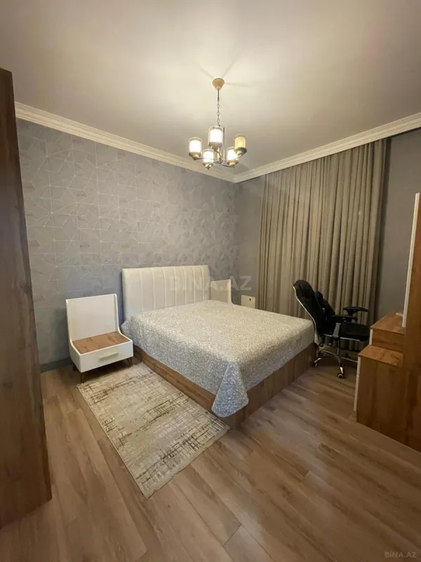Satılır 6 otaqlı həyət evi 350 m²