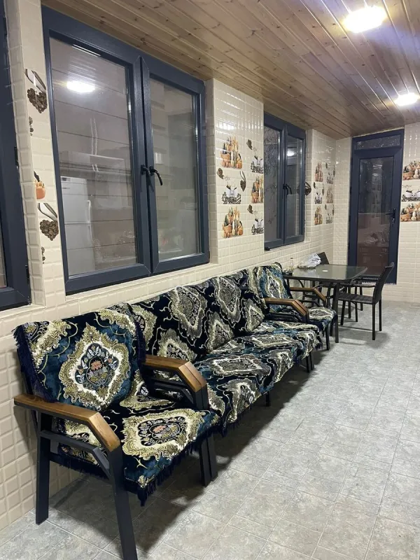 Satılır 6 otaqlı həyət evi 350 m²