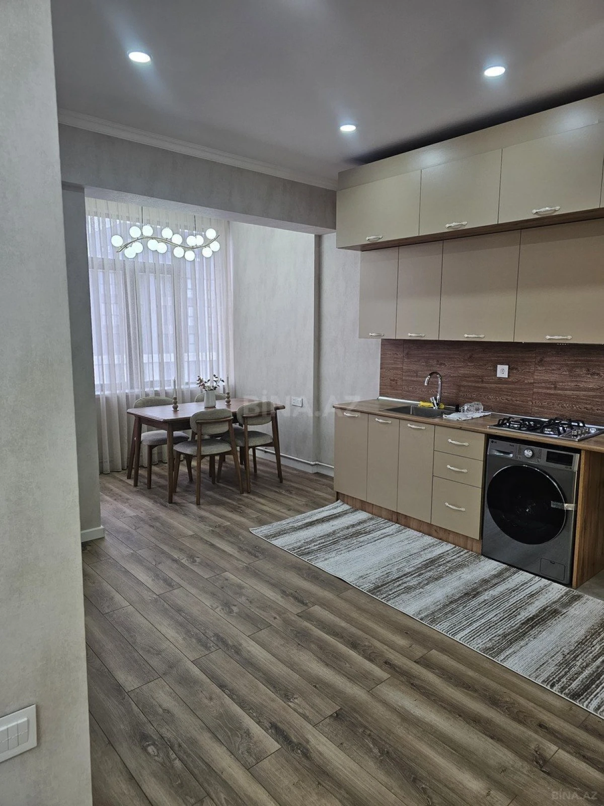 Kirayə verilir 2 otaqlı mənzil 55 m²