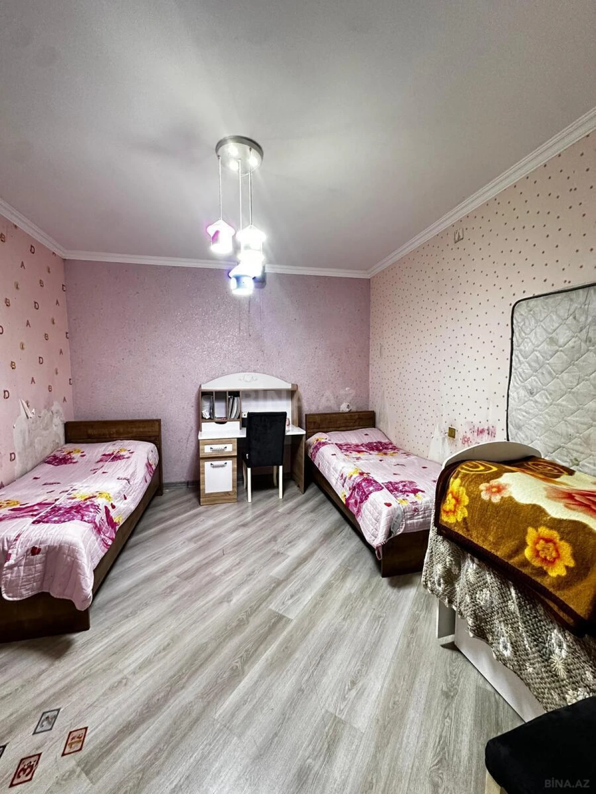 Satılır 3 otaqlı həyət evi 138 m²