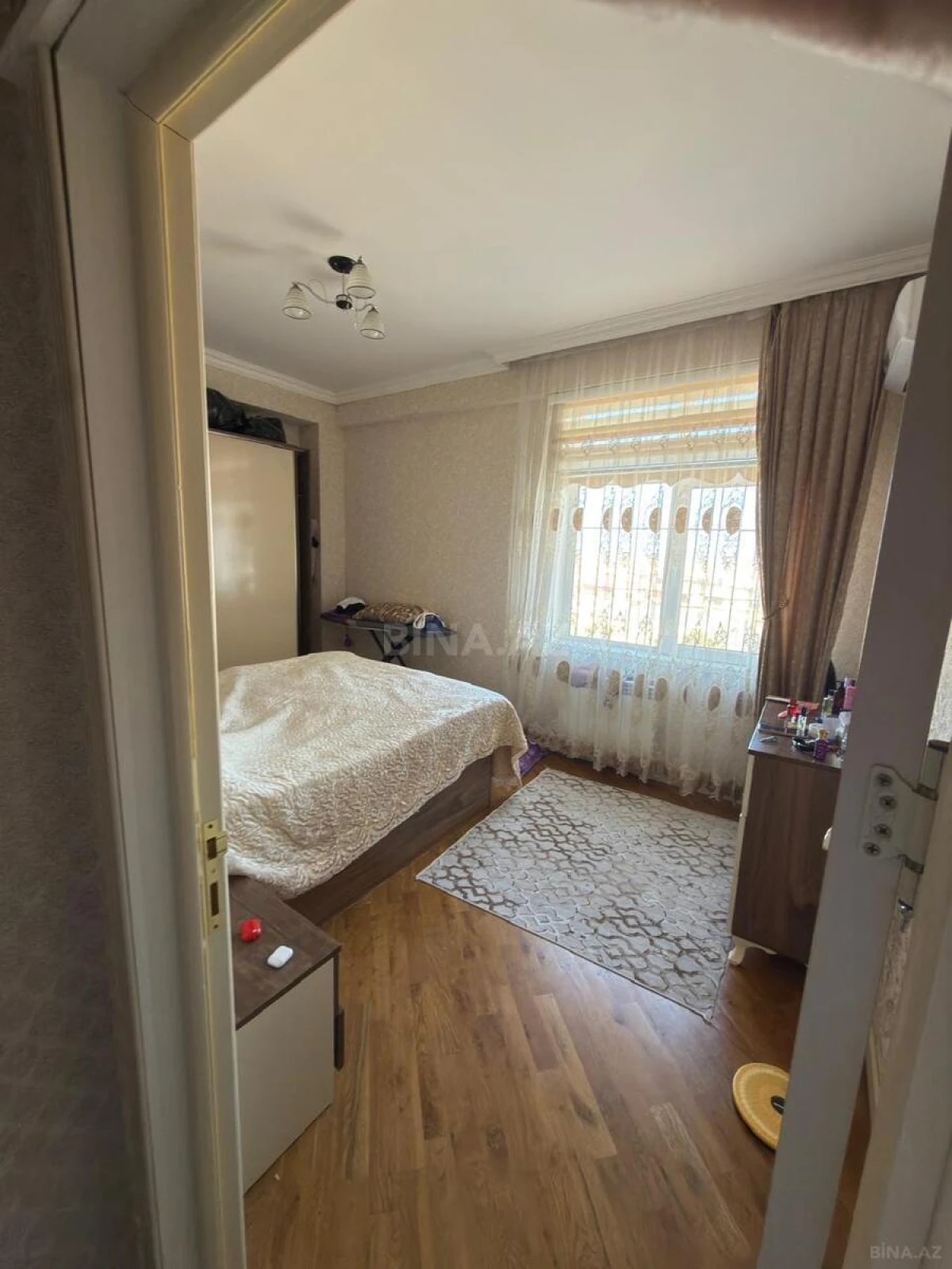 Satılır 3 otaqlı mənzil 106 m²