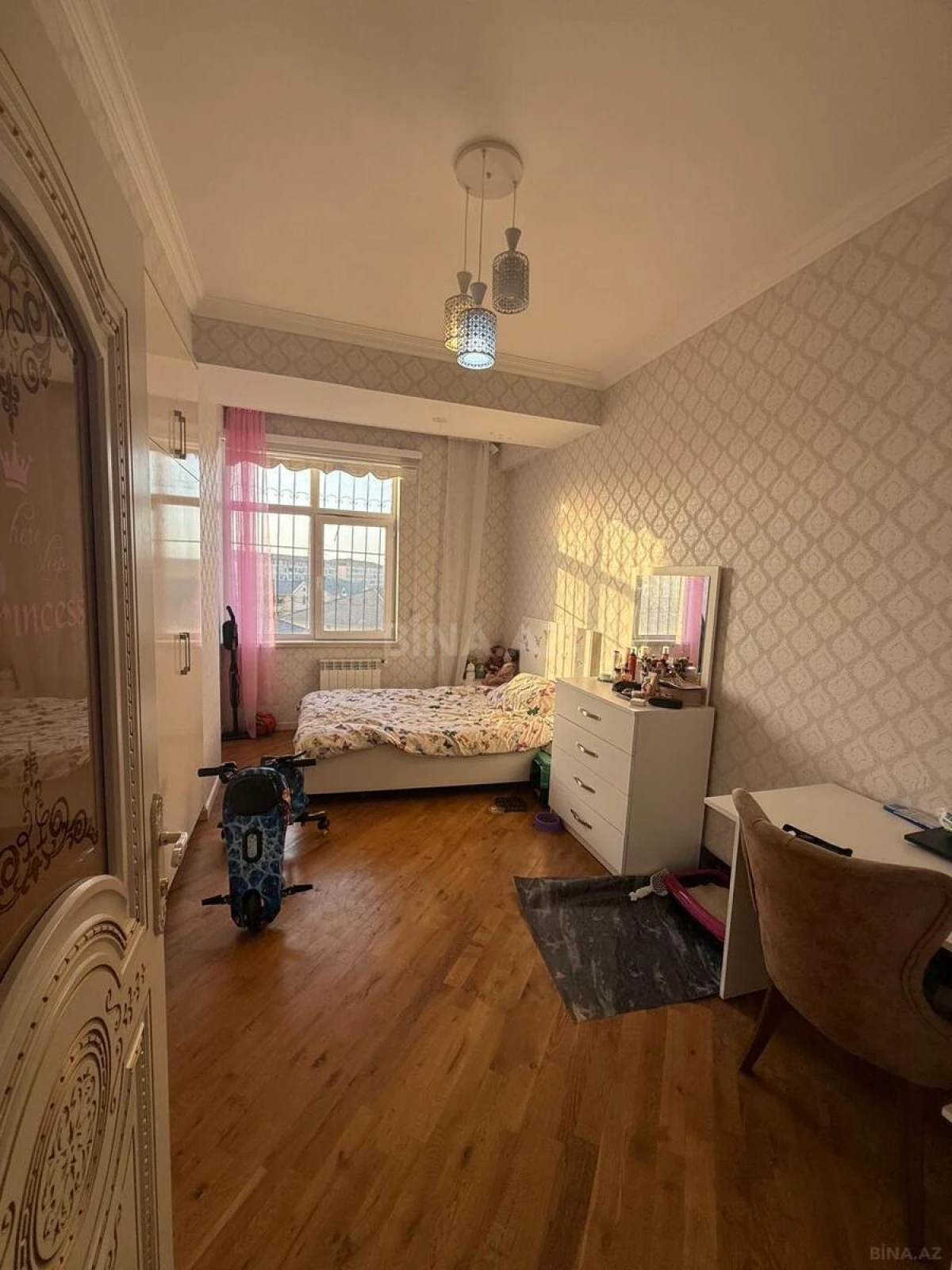 Satılır 3 otaqlı mənzil 106 m²
