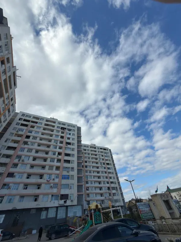 Satılır 3 otaqlı mənzil 106 m²