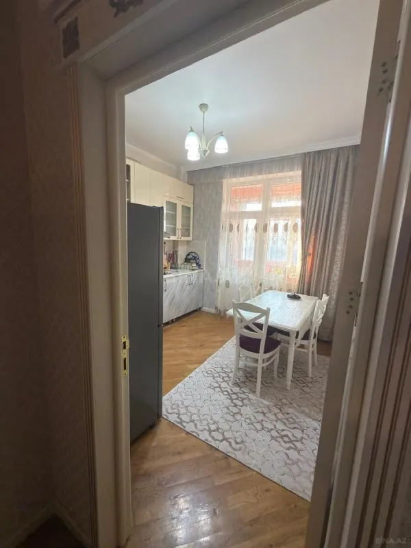 Satılır 3 otaqlı mənzil 106 m²