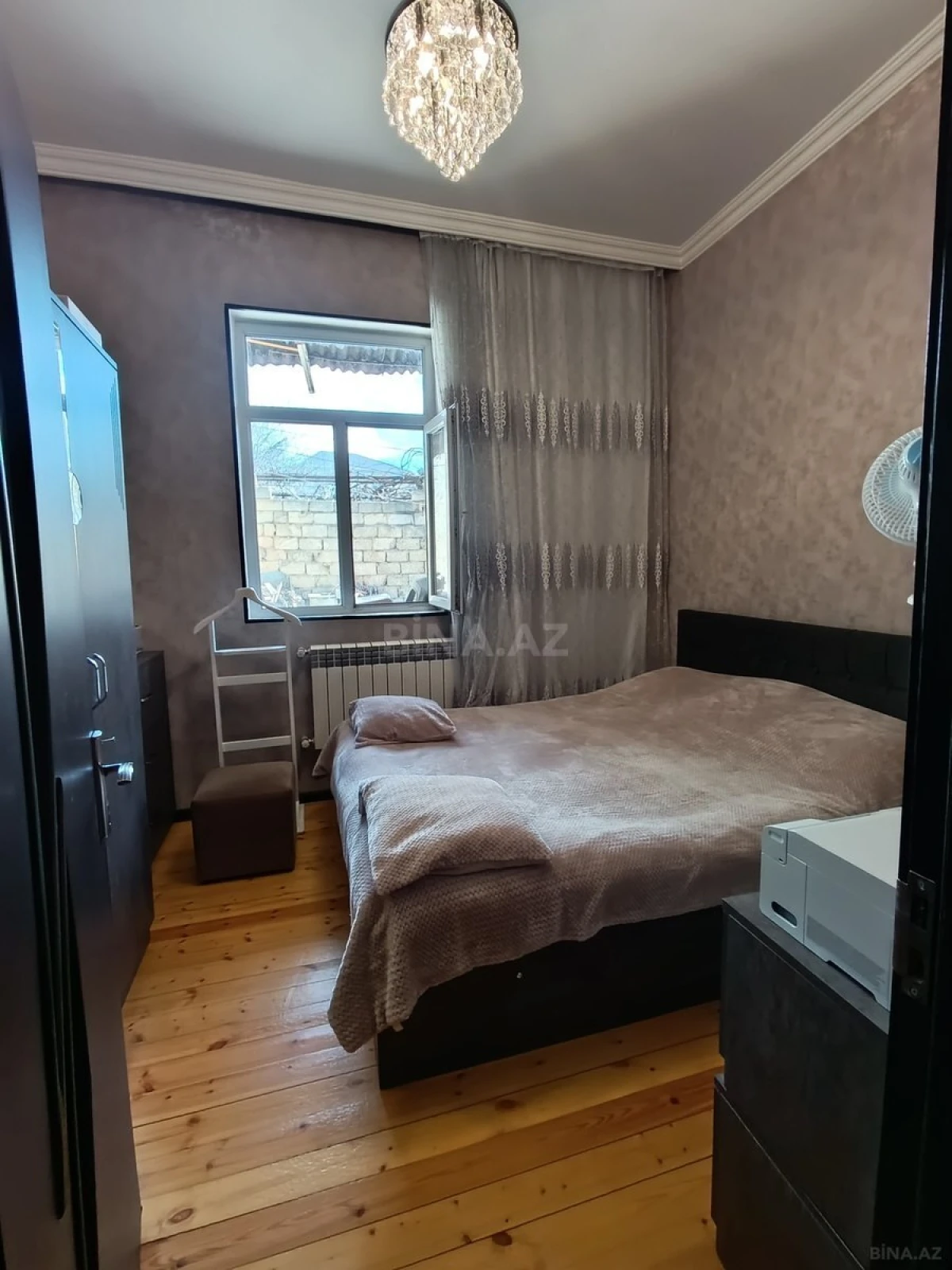 Satılır 3 otaqlı mənzil 130 m²