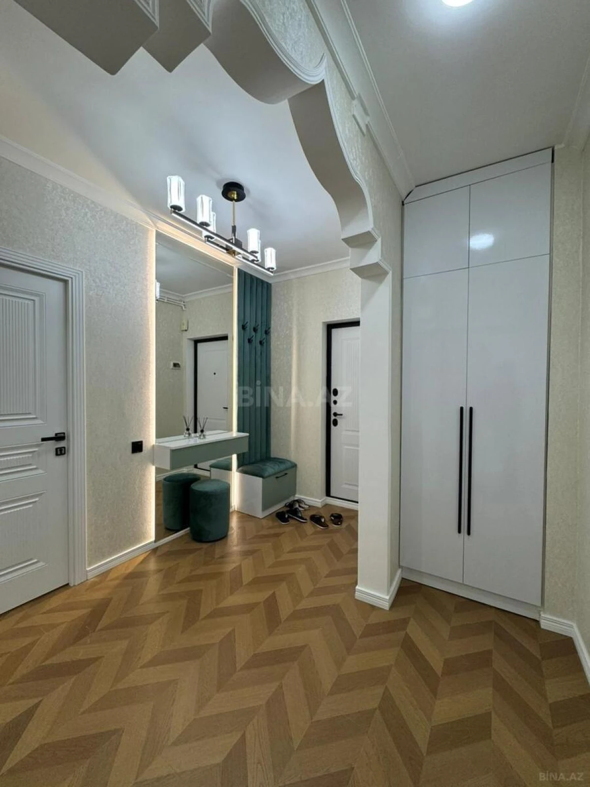 Satılır 3 otaqlı mənzil 80 m²