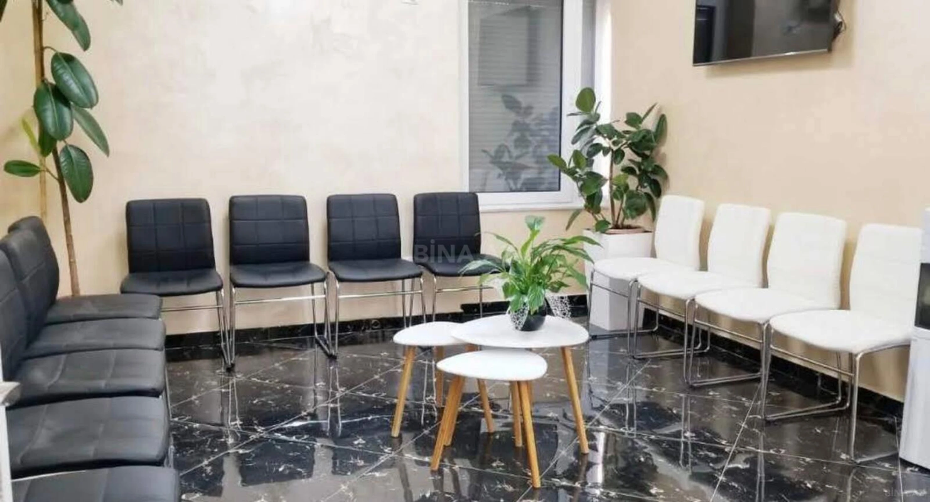 Satılır obyekt 790 m²