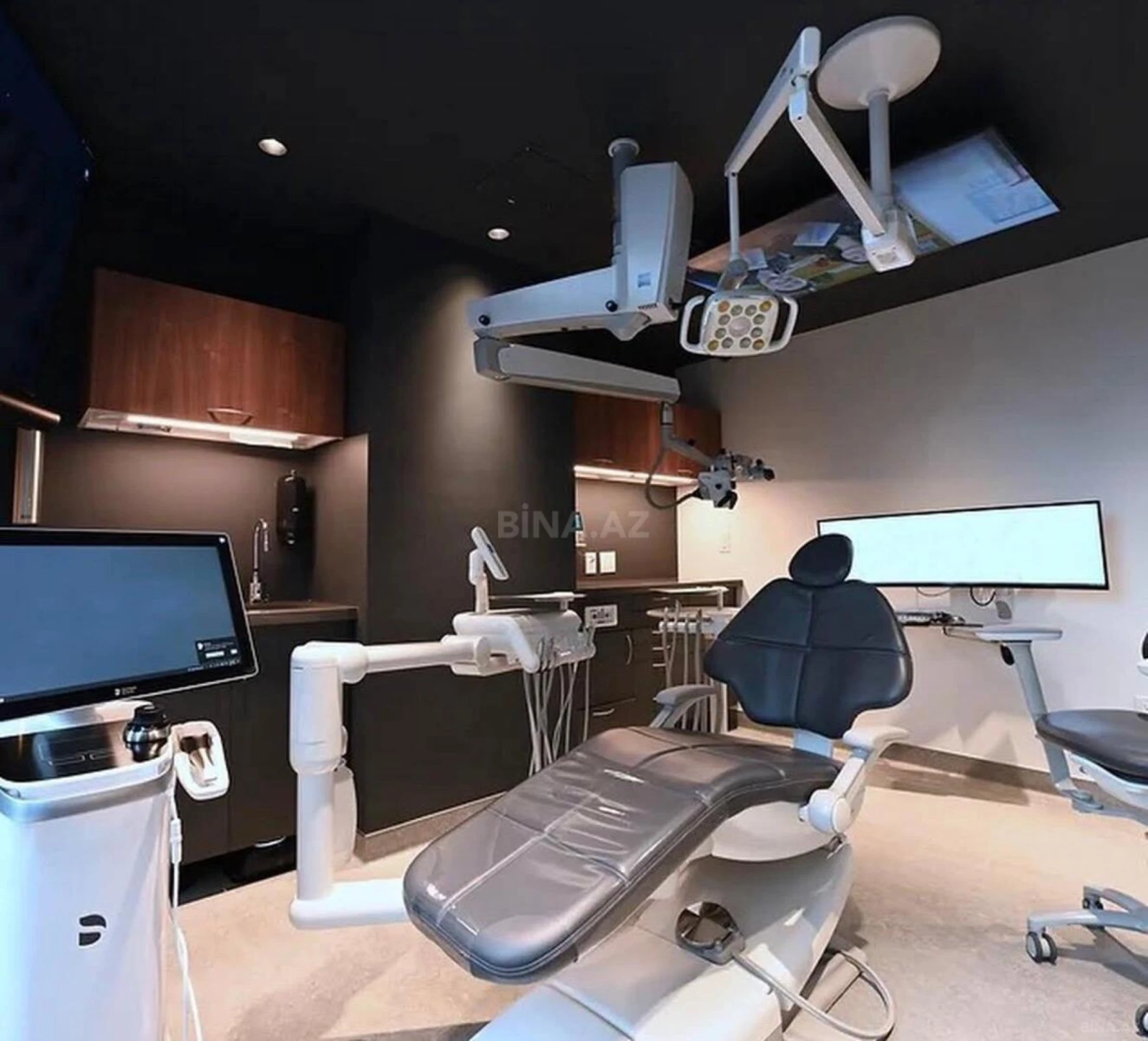 Satılır obyekt 790 m²