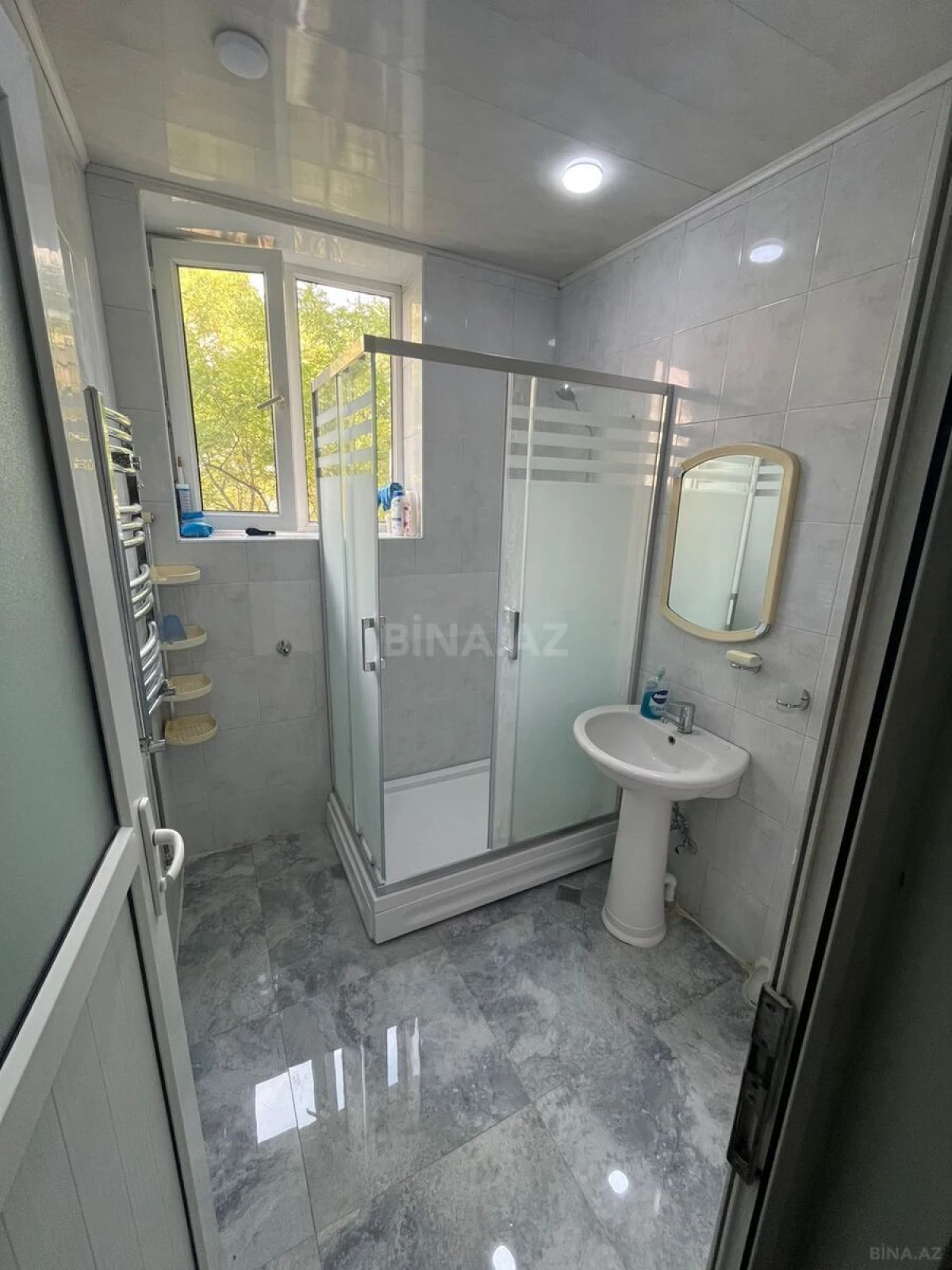 Kirayə verilir 3 otaqlı mənzil 70 m²