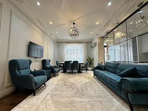 Kirayə verilir 3 otaqlı mənzil 120 m²