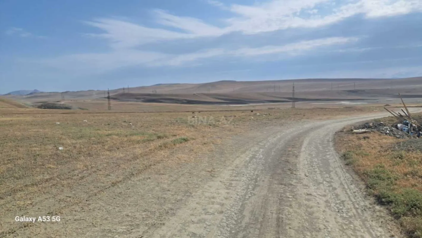 Satılır torpaq sahəsi 4400 m²