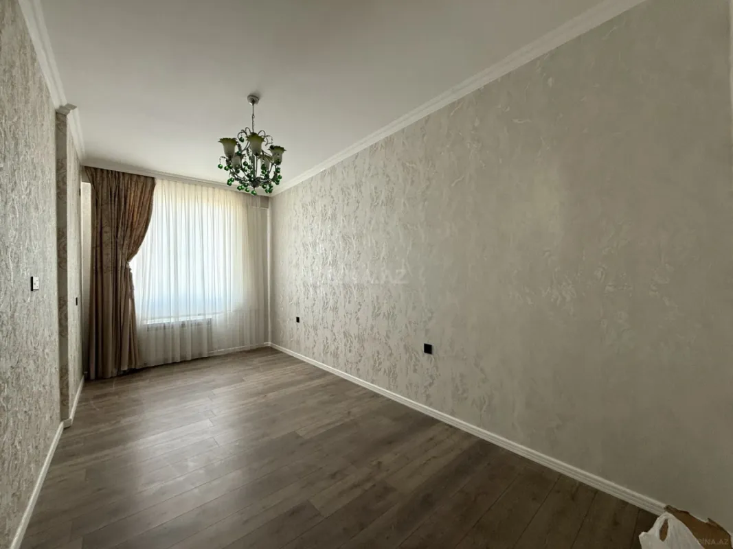 Kirayə verilir 3 otaqlı mənzil 140 m²
