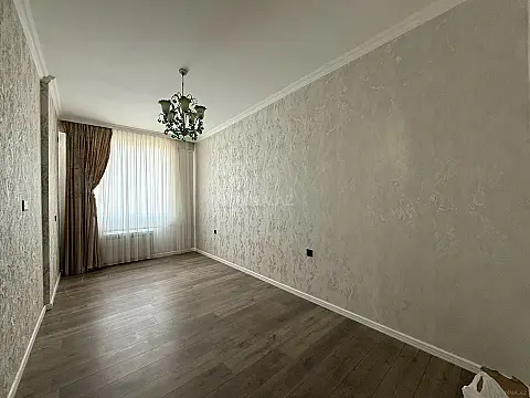 Kirayə verilir 3 otaqlı mənzil 140 m²