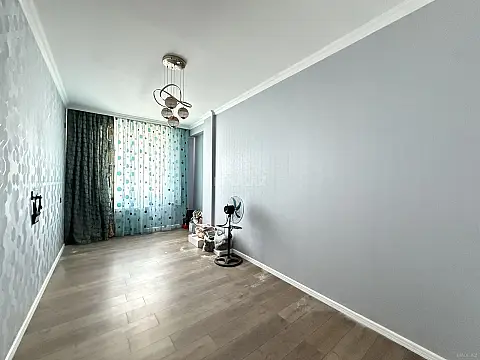 Kirayə verilir 3 otaqlı mənzil 140 m²
