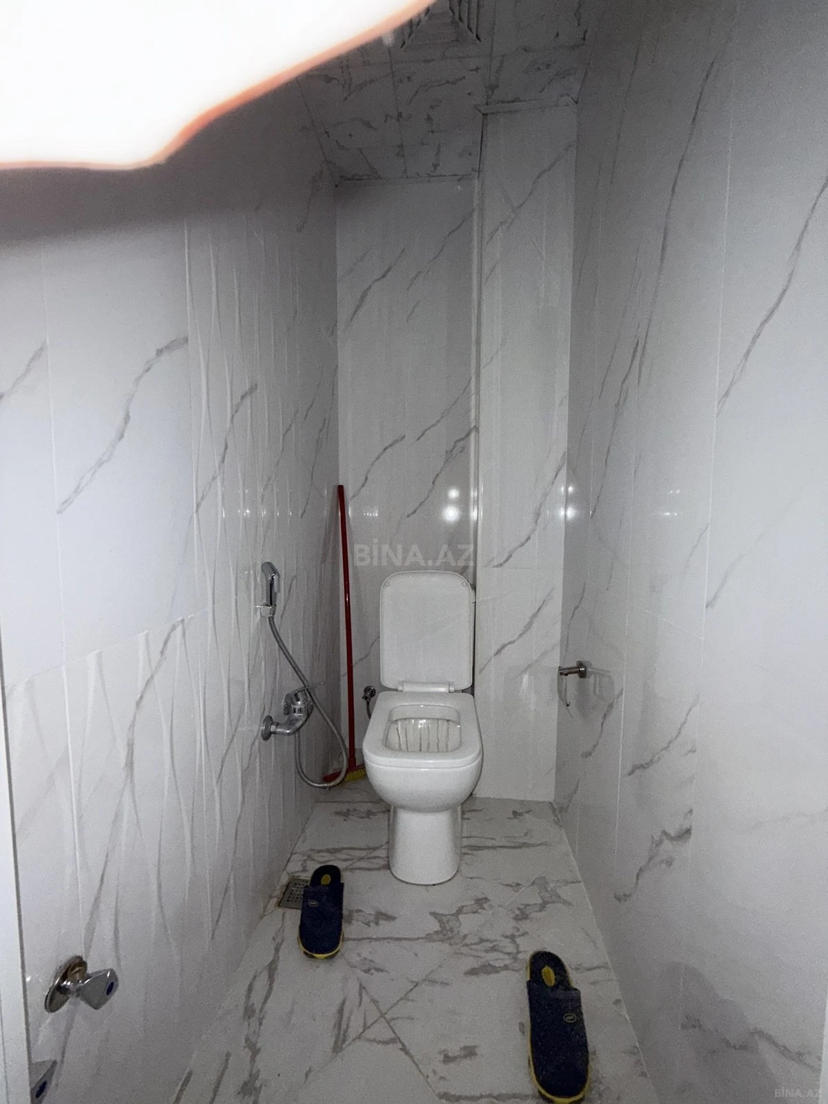 Kirayə verilir 3 otaqlı mənzil 140 m²