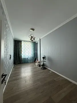 Kirayə verilir 3 otaqlı mənzil 140 m²