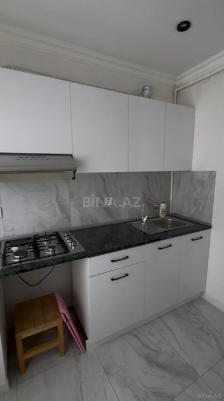 Kirayə verilir 2 otaqlı mənzil 50 m²