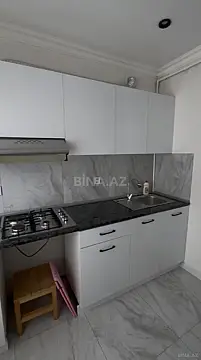 Kirayə verilir 2 otaqlı mənzil 50 m²