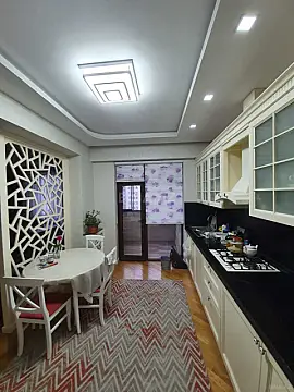 Satılır 2 otaqlı mənzil 67 m²
