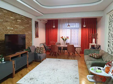 Satılır 2 otaqlı mənzil 67 m² — Bakı, Memar Əcəmi yanı 2 otaq 67.00 m²