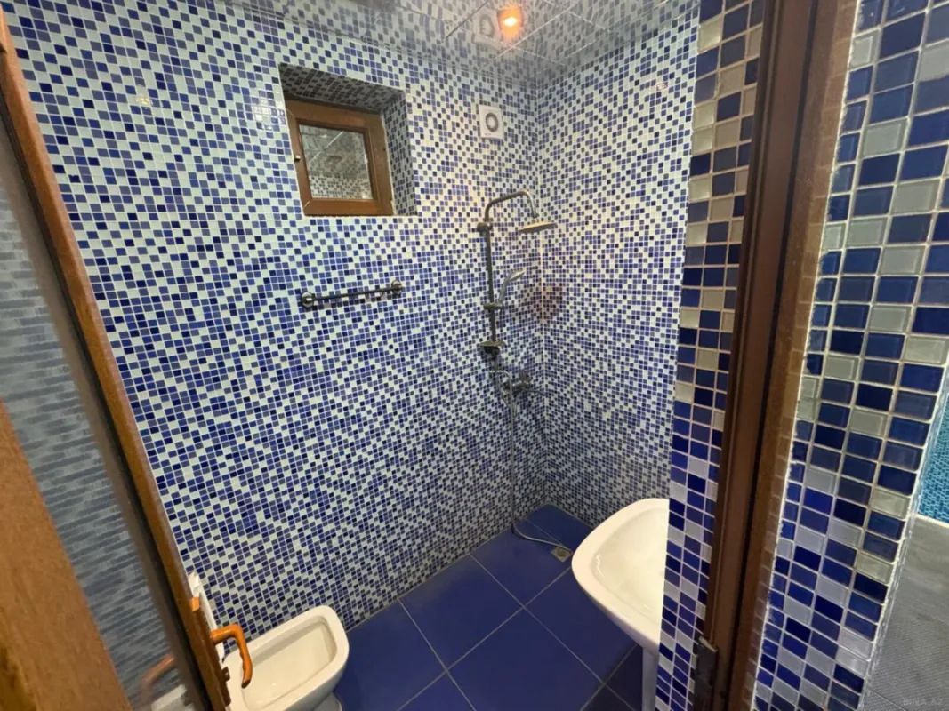 Kirayə verilir 13 otaqlı ofis 1000 m²