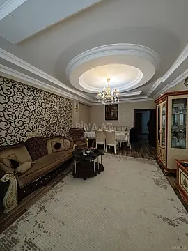 Satılır 3 otaqlı mənzil 126 m²