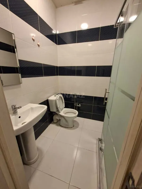 Kirayə verilir 2 otaqlı mənzil 69 m²