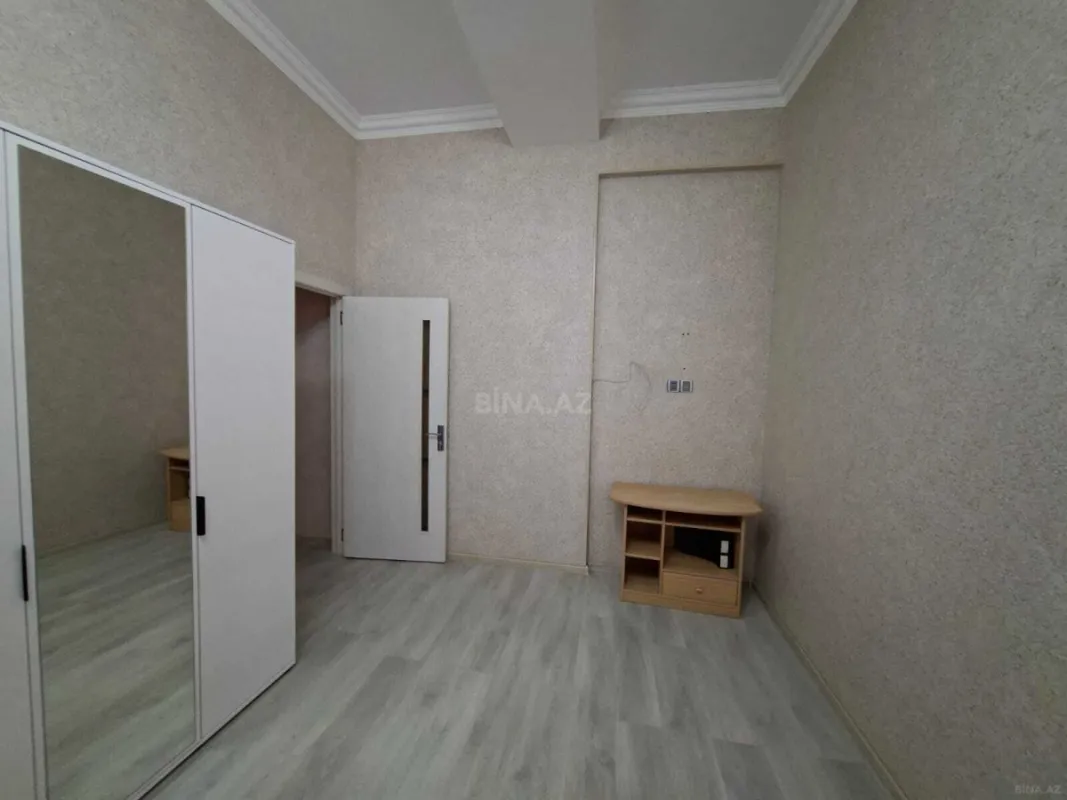 Kirayə verilir 2 otaqlı mənzil 69 m²