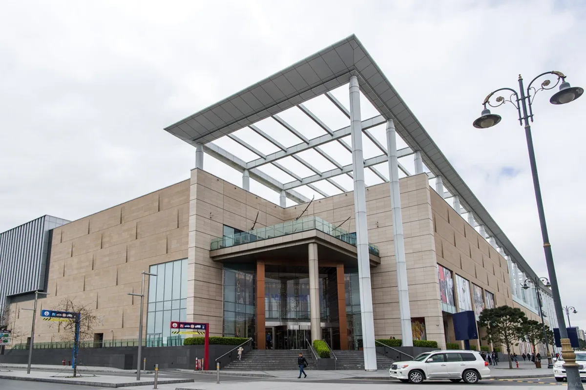 Kirayə verilir 3 otaqlı mənzil 115 m²