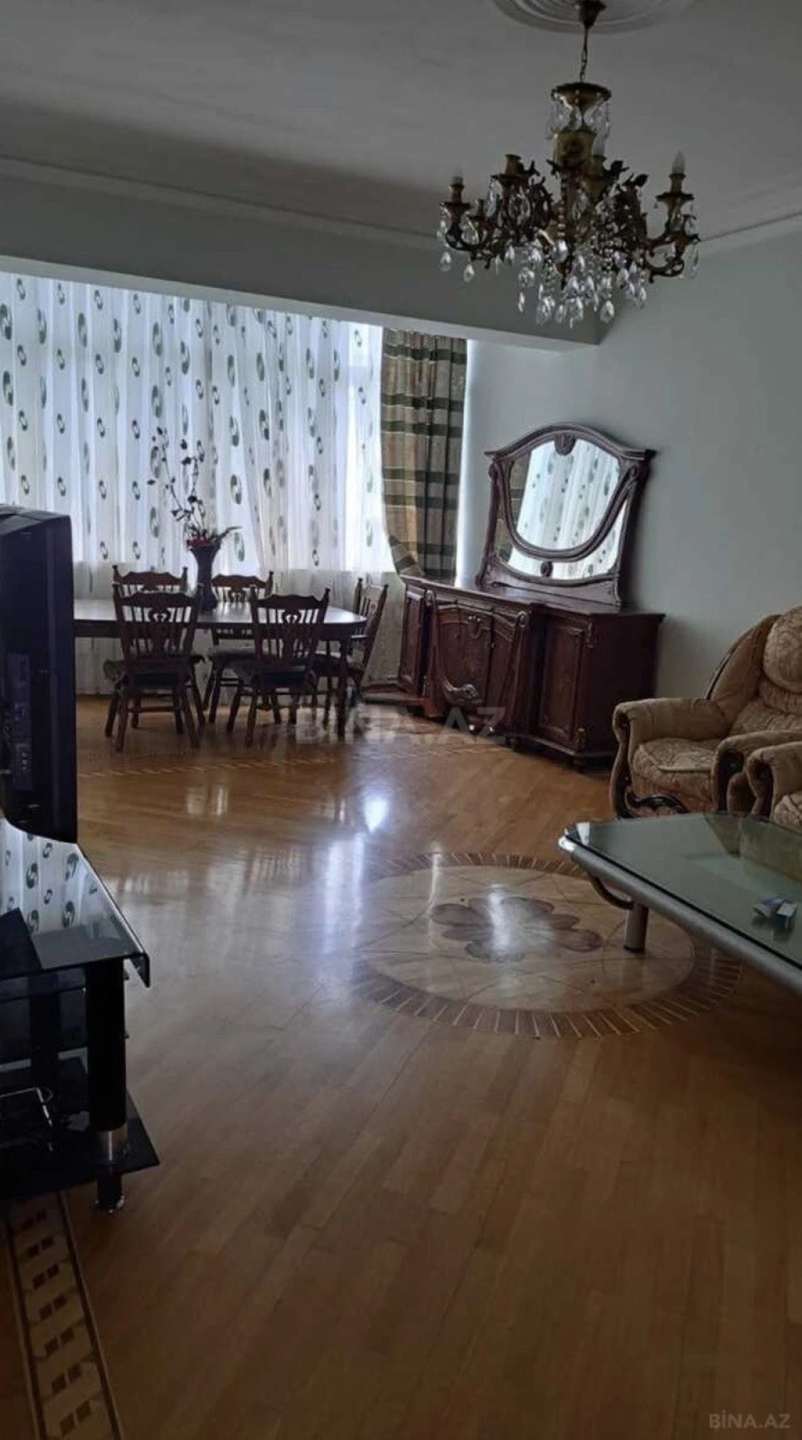 Kirayə verilir 3 otaqlı mənzil 115 m²