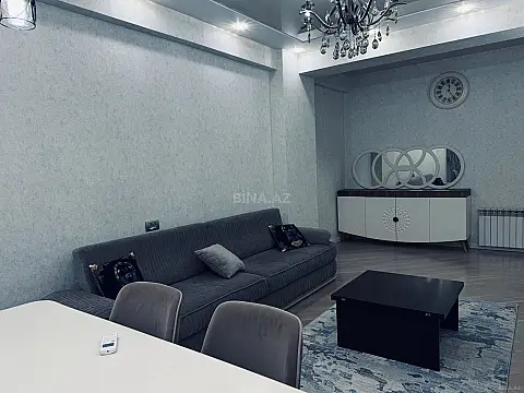 Satılır 3 otaqlı mənzil 121 m²