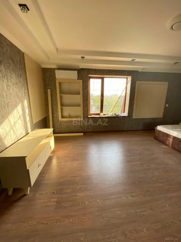 Satılır obyekt 500 m²