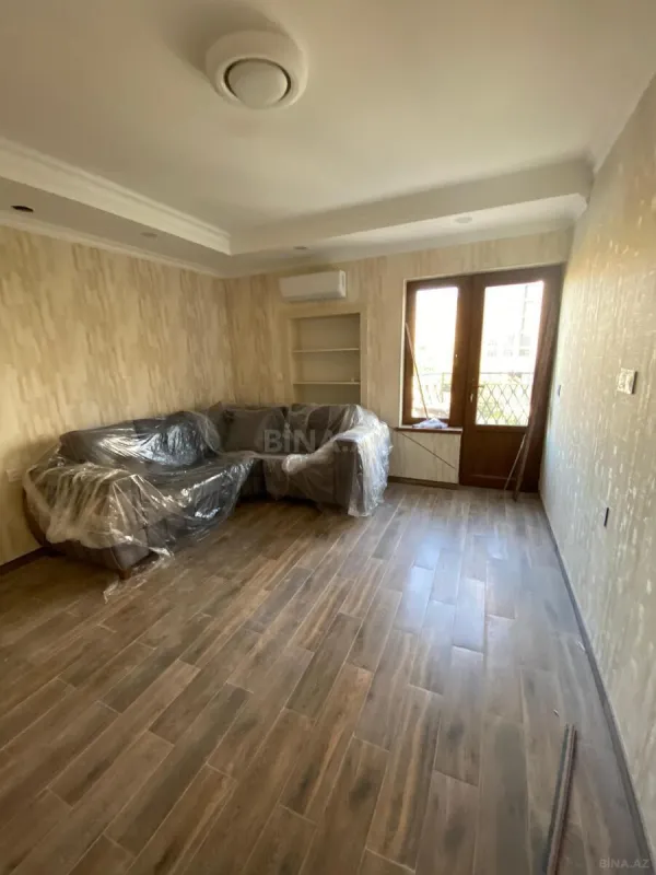 Satılır obyekt 500 m²