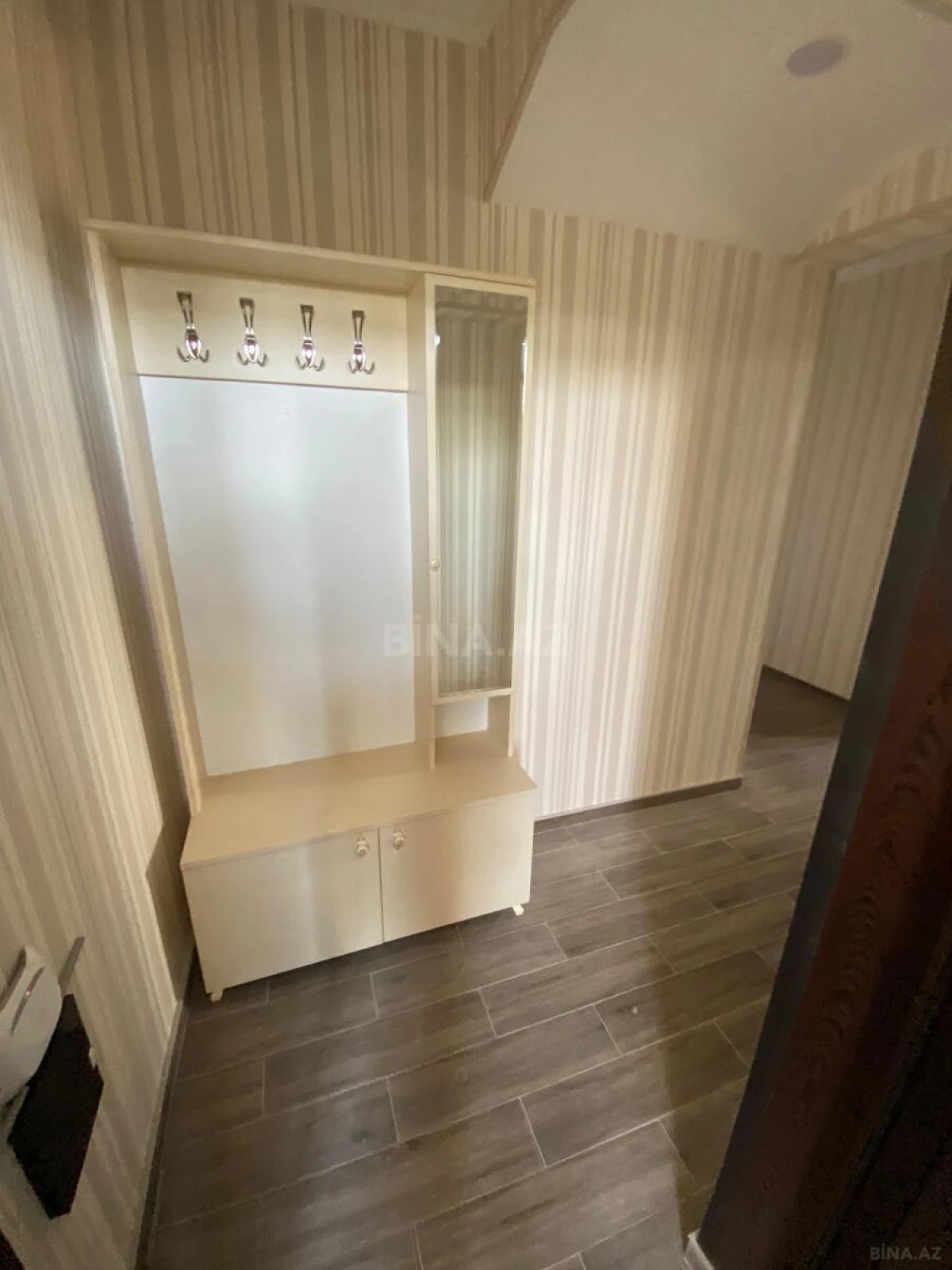 Satılır obyekt 500 m²