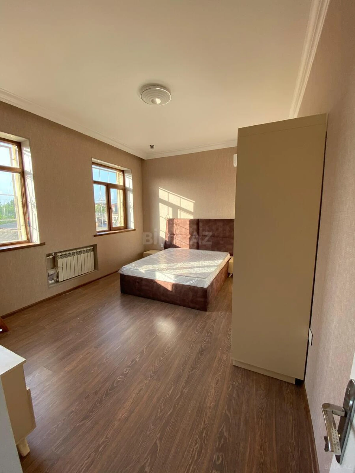 Satılır obyekt 500 m²