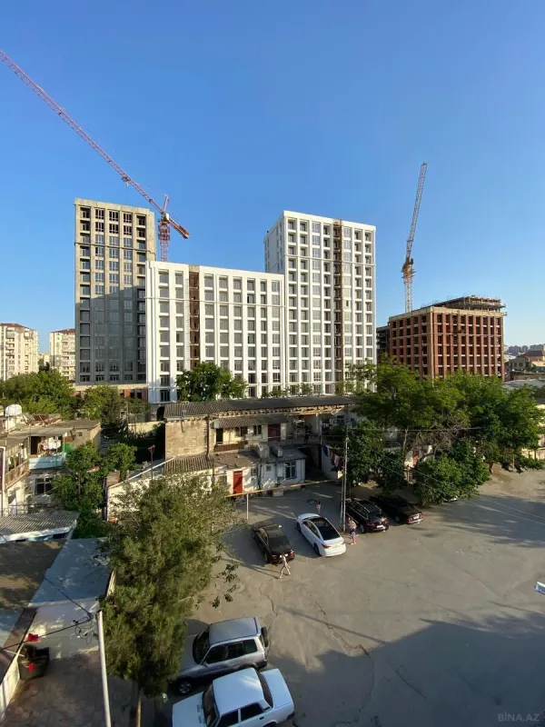 Satılır obyekt 500 m²