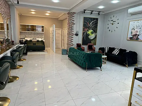 Kirayə verilir obyekt 105 m²